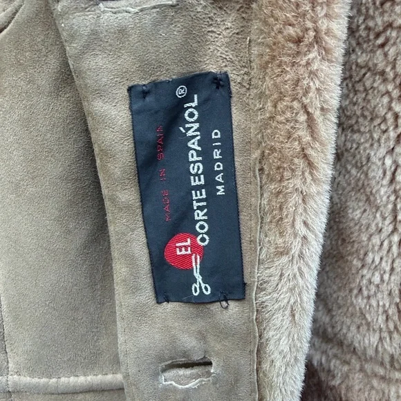 Vintage 1970s Women's Tan Shearling Coat - Picture 9 of 9